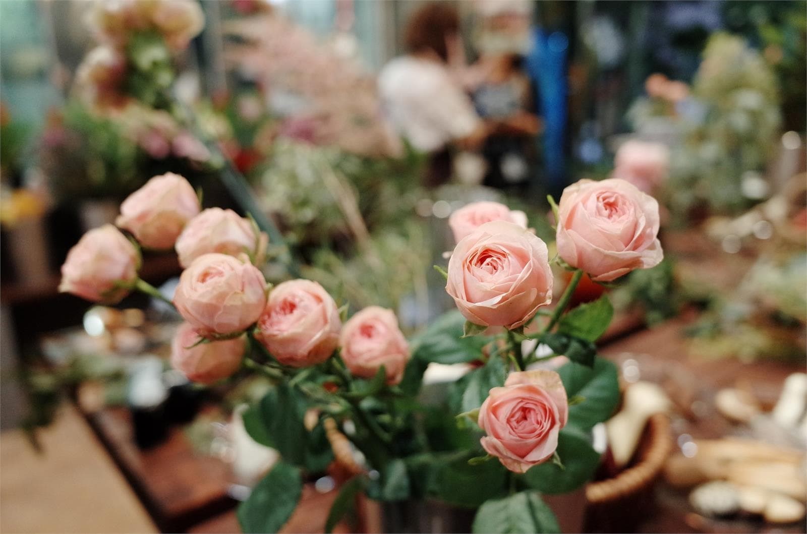 Ramos y jardineras para difuntos en Floristería Alba - Imagen 1